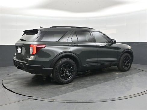 Used 2022 Ford Explorer Timberline image 4