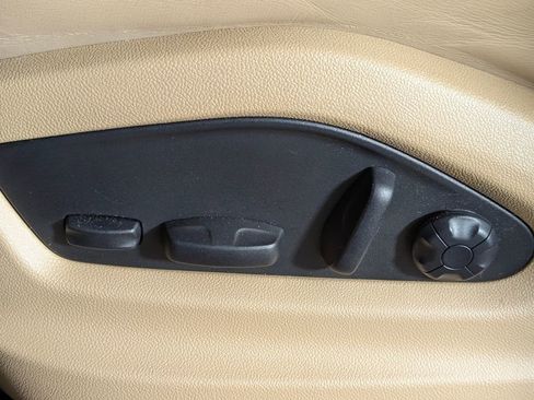 Certified 2023 Porsche Cayenne GTS image 29