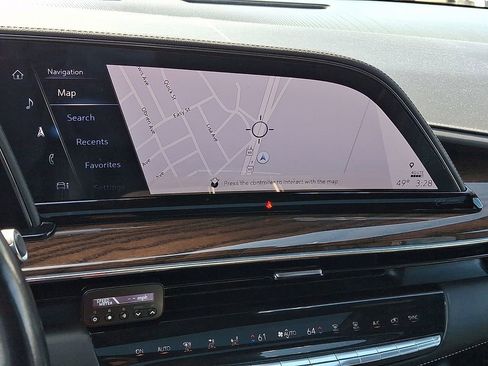 Used 2022 Cadillac Escalade ESV Sport Platinum image 19