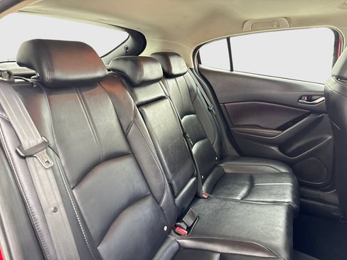 Used 2018 MAZDA MAZDA3 Touring FWD image 42
