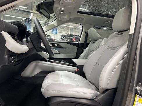 New 2026 Ford Explorer Platinum w/ LUX Leather Package AWD/4WD image 10