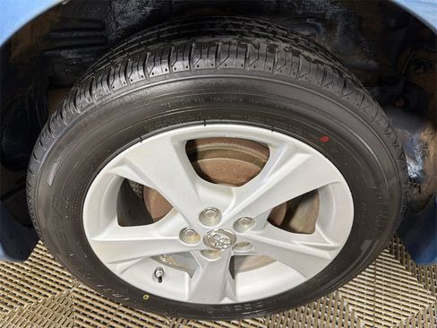 Used 2013 Toyota Corolla S image 17