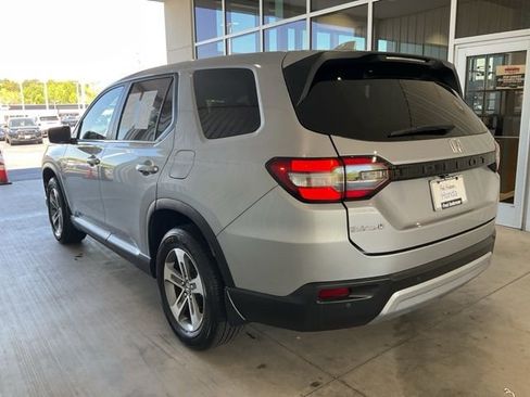 Used 2024 Honda Pilot EX-L image 21