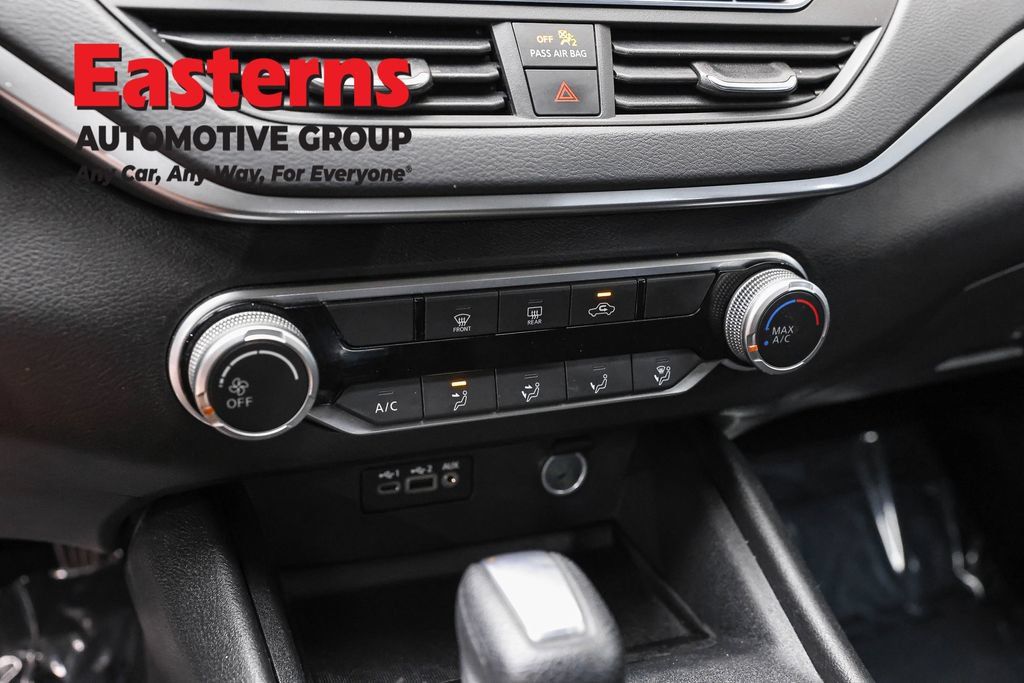Used 2020 Nissan Altima 2.5 S AWD/4WD image 19