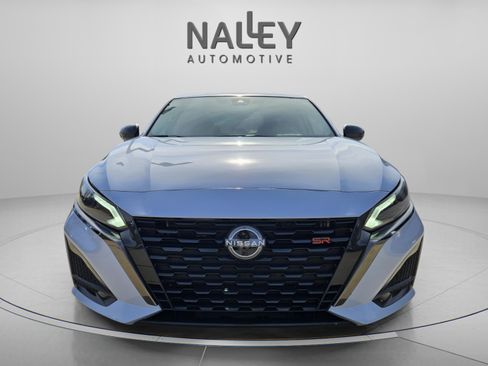 Used 2023 Nissan Altima 2.5 SR image 9