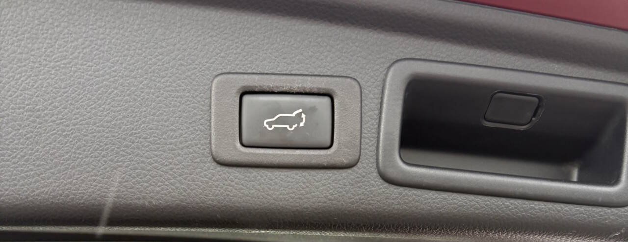 Used 2018 Subaru Forester 2.5i Limited w/ Popular Package #2 AWD/4WD image 16