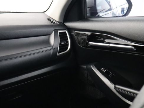 Used 2024 Kia Seltos EX FWD image 30
