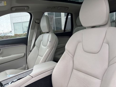 Certified 2023 Volvo XC90 B6 Plus w/ Protection Package Premier image 14