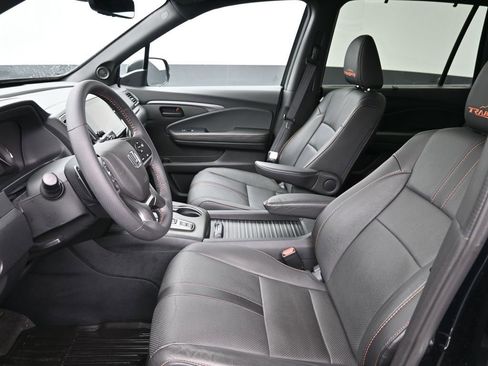 Certified 2022 Honda Passport TrailSport image 29