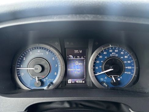 Used 2019 Toyota Sienna LE image 19