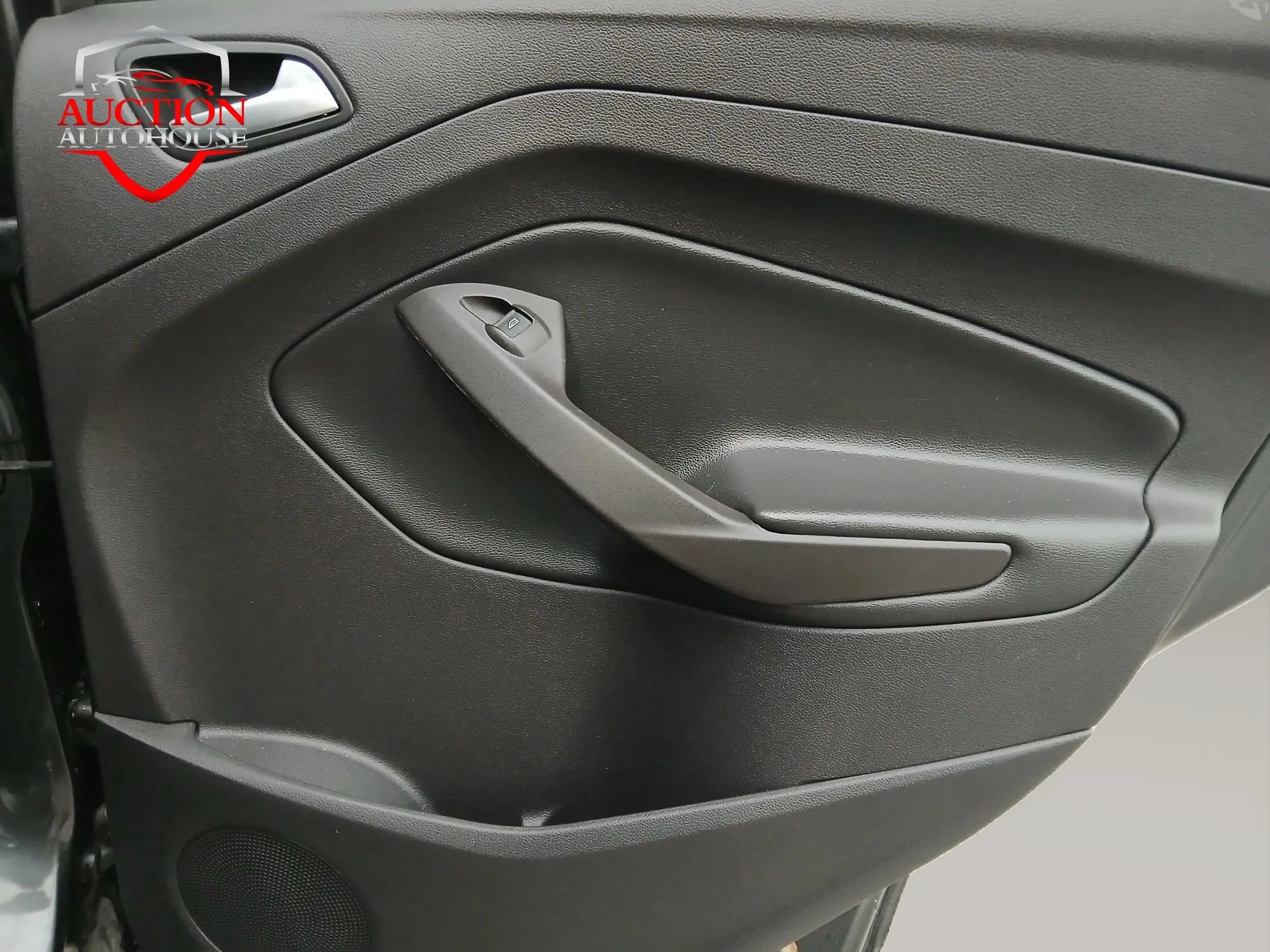 Used 2018 Ford Escape SEL FWD image 27