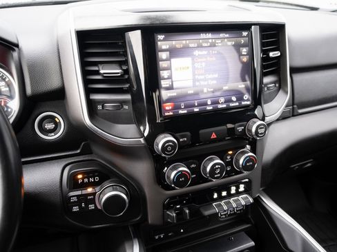 Used 2019 RAM 1500 Big Horn image 3