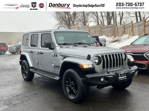 Used 2021 Jeep Wrangler Unlimited Sahara image 1