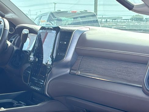 Certified 2019 RAM 2500 Limited image 27