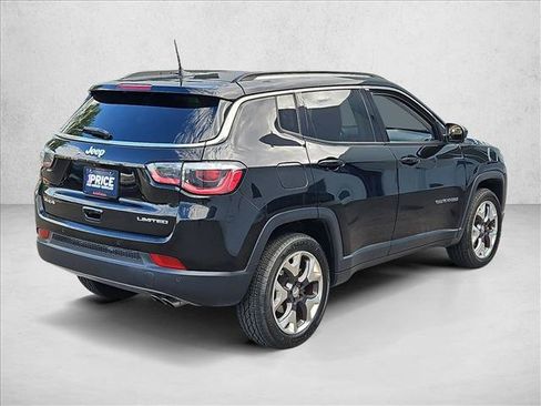 Used 2018 Jeep Compass Limited w/ Navigation Group AWD/4WD image 5