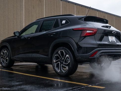 New 2026 Chevrolet Trax RS image 5