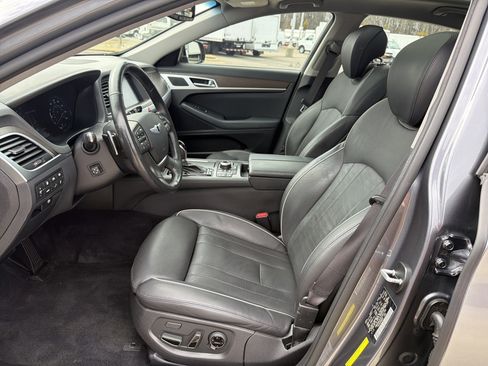 Used 2015 Hyundai Genesis 3.8 w/ Option Group 04 image 16