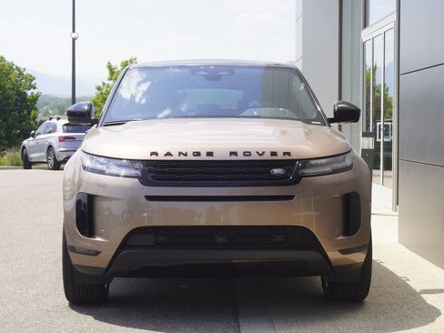 New 2026 Land Rover Range Rover Evoque S image 5