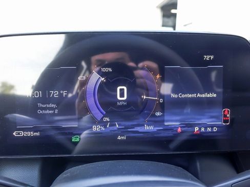 New 2026 Chevrolet Equinox EV LT image 22