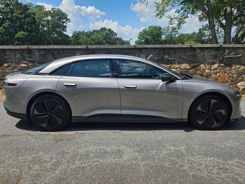 Used 2024 Lucid Air Touring AWD/4WD image 8