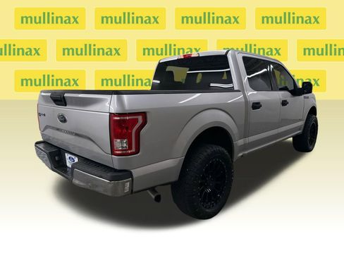 Used 2017 Ford F150 XLT RWD image 3