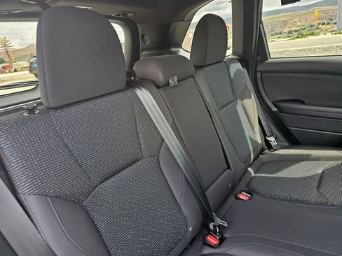Used 2025 Subaru Forester Premium AWD/4WD image 14