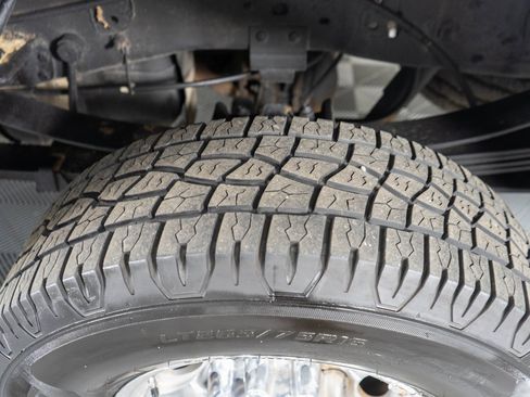 Used 2000 Ford F250 Lariat image 25