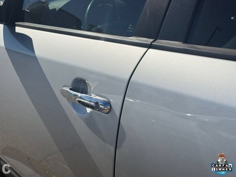 Used 2013 Kia Sorento LX w/ Convenience Pkg FWD image 14