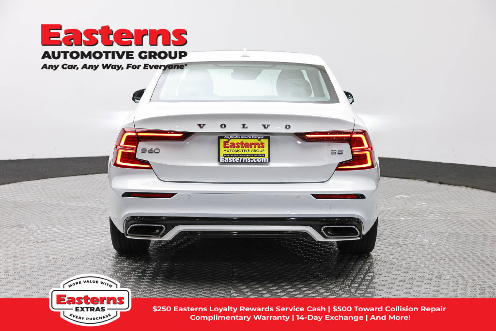 Used 2022 Volvo S60 B5 Inscription FWD image 7