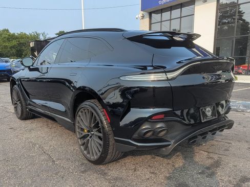Used 2023 Aston Martin DBX 707 AWD/4WD image 10
