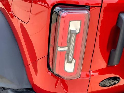 Used 2023 Ford Bronco Wildtrak AWD/4WD image 27