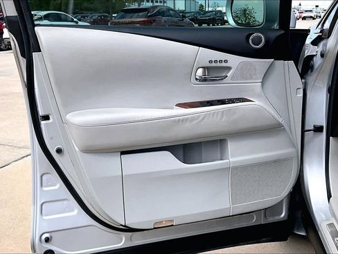 Used 2010 Lexus RX 350 2WD image 18