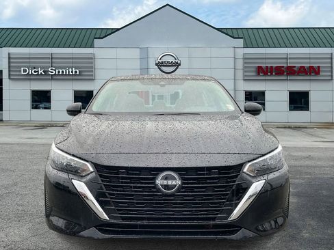 Used 2025 Nissan Sentra S image 2