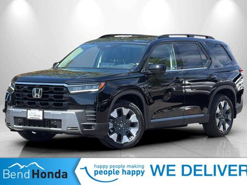 New 2026 Honda Pilot Touring image 1