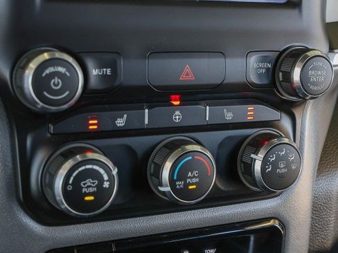 Used 2023 RAM 1500 Big Horn AWD/4WD image 19