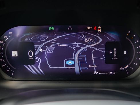 New 2026 Volvo XC60 B5 Plus w/ Protection Package Premier image 24