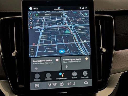 New 2026 Volvo XC90 B6 Ultra w/ Protection Package image 14