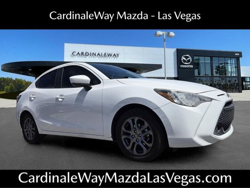 Used 2019 Toyota Yaris LE FWD image 1
