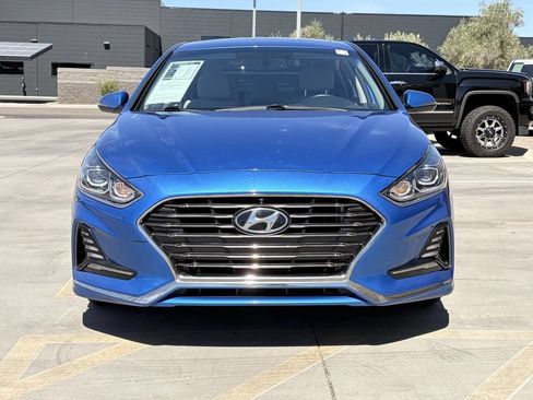 Used 2018 Hyundai Sonata Limited FWD image 2