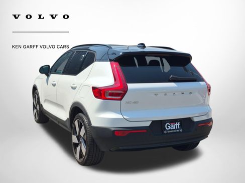 Used 2023 Volvo XC40 Recharge Ultimate AWD/4WD image 5