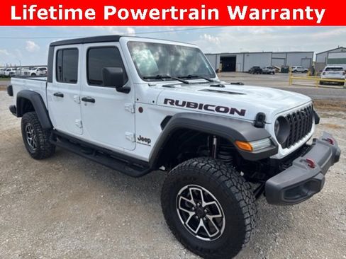 Used 2024 Jeep Gladiator Rubicon w/ Technology Group image 30