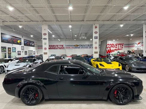 Used 2020 Dodge Challenger SRT Hellcat Redeye RWD image 5