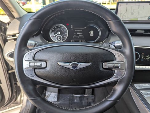 Used 2022 Genesis GV70 2.5T w/ Select Package image 32