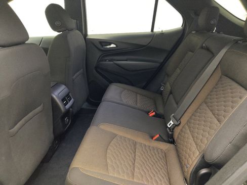 Used 2019 Chevrolet Equinox LT w/ Sun & Navigation Package FWD image 18