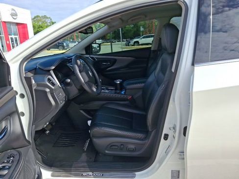 Used 2022 Nissan Murano SV w/ SV Midnight Edition Package image 12