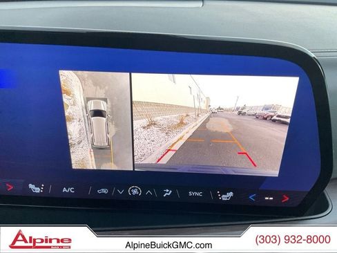 Used 2025 Chevrolet Tahoe Z71 image 17