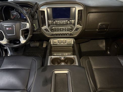 Used 2017 GMC Sierra 2500 SLT w/ Duramax Plus Package AWD/4WD image 35