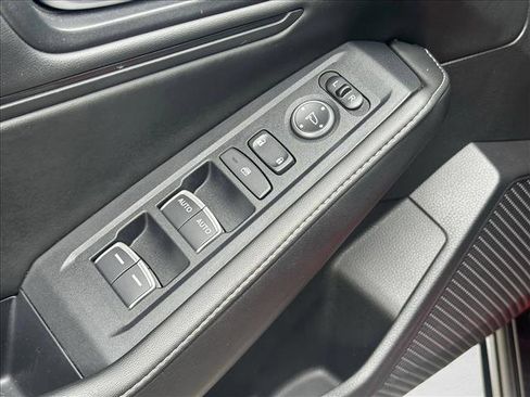 Used 2025 Honda Accord Sport image 19