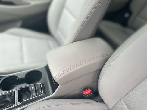 Used 2018 Hyundai Tucson SEL image 20