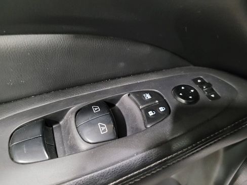 Used 2017 Nissan Pathfinder SL w/ SL Premium Package AWD/4WD image 27